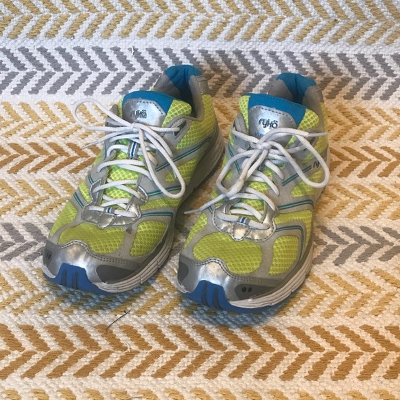 Bright GymShoes - Picture 1 of 2